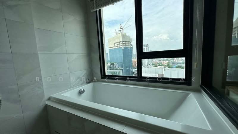 Rhythm Ekkamai, Bangkok, 11 Soi Sukhumvit 63, Khlongtoei Nua, Watthana, Bangkok, 2 Bedrooms, 80 sqm, Condo For Rent, by Boonraksa Sopak, 500292820 - DDproperty.com