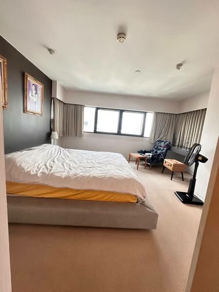 Sathorn Gardens, Bangkok, 39 South Sathorn Road, Thung Maha Mek, Sathon, Bangkok, 3 Bedrooms, 200 sqm, Condo For Rent, by Boonraksa Sopak, 500292881 - DDproperty.com