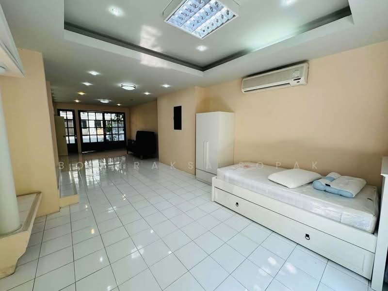Moo Baan Chicha Castle, Bangkok, Sukhumvit 31, Khlongtoei Nua, Watthana, Bangkok, 4 Bedrooms, 350 sqm, Townhouse For Rent, by Boonraksa Sopak, 500292891 - DDproperty.com