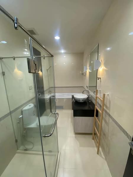 Baan Klang Krung Siam-Pathumwan : บ้านกลางกรุง สยาม-ปทุมวัน คอนโดมิเนียม, กรุงเทพ, ถนนเพชรบุรี แขวงถนนเพชรบุรี เขตราชเทวี กรุงเทพมหานคร, ถนนเพชรบุรี, ราชเทวี, กรุงเทพ, 55 ตร.ม., คอนโด ให้เช่า, โดย Boonraksa Sopak, 500292946 - DDproperty.com