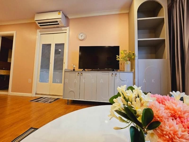 Lumpini Suite Sukhumvit 41, Bangkok, Soi Sukhumvit 41, Khlong Tan Nua, Watthana, Bangkok, 2 Bedrooms, 60 sqm, Condo For Rent, by Boonraksa Sopak, 500292948 - DDproperty.com
