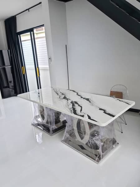 House Town in Town, Bangkok, เลียบด่วนประดิษฐ์มนูธรรม, Wang Thonglang, Wang Thonglang, Bangkok, 6 Bedrooms, 310 sqm, Single Detached House For Rent, by Achiwara Panusan, 500292979 - DDproperty.com
