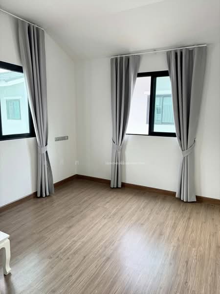 For Sale - ขายบ้านเดี่ยวใหม่หลังมุม ม.มณีรินทร์พาร์ค บางพระ ศรีราชา, Chon Buri (Pattaya)