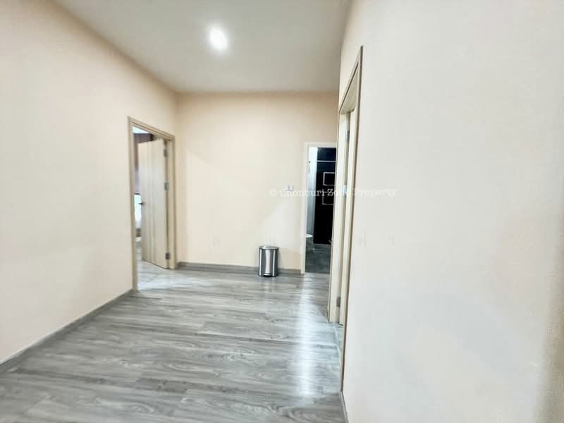 ให้เช่าบ้านใหม่สวยใจกลางศรีราชา ม.อีสวาน่า ศรีราชา, Chon Buri (Pattaya), Surasak, Si Racha, Chon Buri (Pattaya), 4 Bedrooms, 180 sqm, Semi-Detached House (Twin House) For Rent, by Dusit Saengfa, 500292987 - DDproperty.com