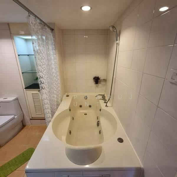 Supalai Place Sukhumvit 39, Bangkok, 175-179 Soi Sukhumvit 39 Sukhumvit Road, Khlong Tan Nua, Watthana, Bangkok, 2 Bedrooms, 142 sqm, Condo For Sale, by Noppharuj Nunta, 500293022 - DDproperty.com
