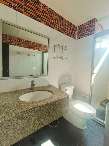 Witthayu Complex, Bangkok, 1673 New Petchaburi Road, Makkasan, Ratchathewi, Bangkok, 2 Bedrooms, 68 sqm, Condo For Rent, by Noppharuj Nunta, 500293103 - DDproperty.com