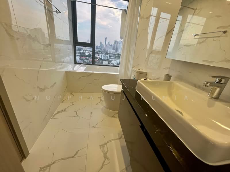 Cloud Thonglor-Phetchaburi, Bangkok, 1986 New Petchaburi Road, Bang Kapi, Huai Khwang, Bangkok, 1 Bedroom, 38 sqm, Condo For Rent, by Noppharuj Nunta, 500293120 - DDproperty.com