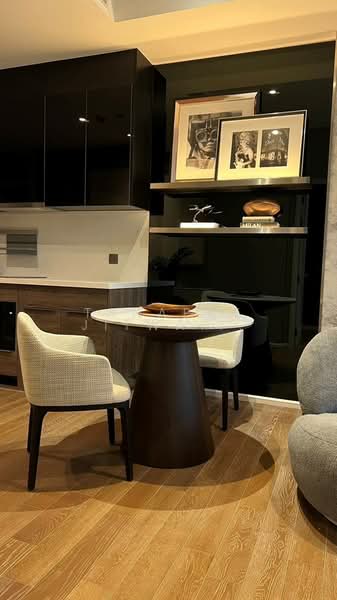Muniq Langsuan, Bangkok, Soi Tonson, Lumphini, Pathum Wan, Bangkok, 1 Bedroom, 55 sqm, Condo For Sale, by Tanapat Jitwatcharakomol, 500293156 - DDproperty.com
