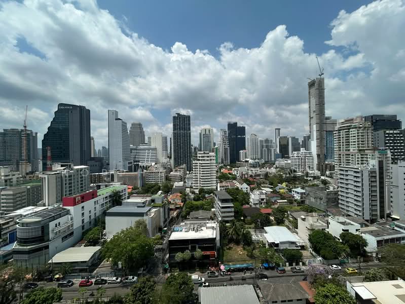 Noble Around Sukhumvit 33, Bangkok, 17 Soi Sukhumvit 33, Khlong Tan Nua, Watthana, Bangkok, 1 Bedroom, 35 sqm, Condo For Rent, by Noppharuj Nunta, 500293180 - DDproperty.com