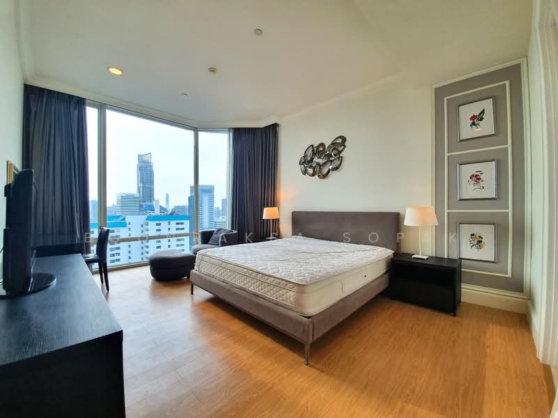 Royce Private Residences, Bangkok, 61 Soi Sukhumvit 31, Khlongtoei Nua, Watthana, Bangkok, 3 Bedrooms, 143 sqm, Condo For Rent, by Boonraksa Sopak, 500293195 - DDproperty.com