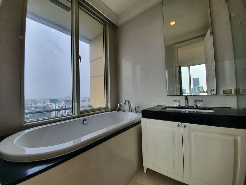 Royce Private Residences : รอย์ช ไพรเวท เรสซิเดนซ์ส, กรุงเทพ, 61 ซอยสุขุมวิท 31, คลองเตยเหนือ, วัฒนา, กรุงเทพ, 143 ตร.ม., คอนโด ให้เช่า, โดย Boonraksa Sopak, 500293195 - DDproperty.com