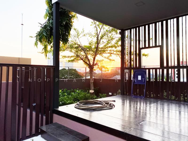 Baan Lux Sathon : บ้าน ลักซ์-สาทร, กรุงเทพ, ซอยเมฆสวัสดิ์, ช่องนนทรี, ยานนาวา, กรุงเทพ, 370 ตร.ม., คอนโด ขาย, โดย Noppharuj Nunta, 500293232 - DDproperty.com