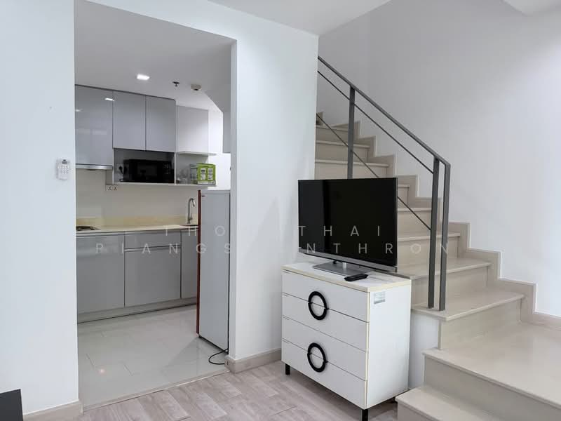 IDEO MOBI Sukhumvit 81, Bangkok, 2097 Sukhumvit Road, Bang Chak, Phra Khanong, Bangkok, 2 Bedrooms, 69 sqm, Condo For Rent, by Thongthai Piangsoonthron, 500293272 - DDproperty.com
