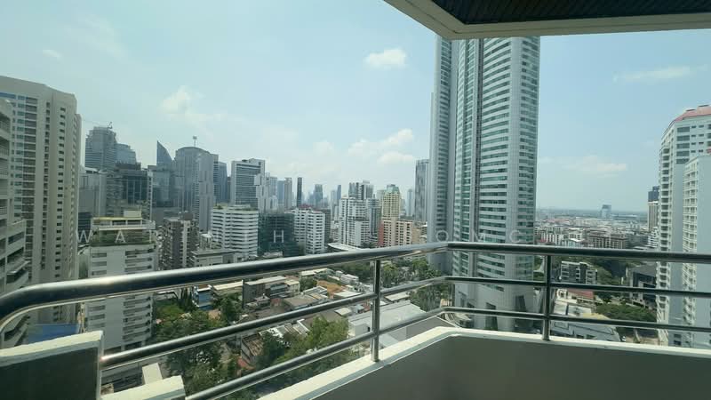 Lake Avenue Sukhumvit 16, Bangkok, Soi Sammitr Sukhumvit Road, Khlong Tan Nua, Watthana, Bangkok, 2 Bedrooms, 123 sqm, Condo For Sale, by Muhammad-ameen Waeyusoh, 500293278 - DDproperty.com