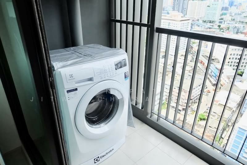 Life Sukhumvit 48, Bangkok, Soi Sukhumvit 48, Phra Kanong, Khlong Toei, Bangkok, 1 Bedroom, 30 sqm, Condo For Rent, by Tanapat Jitwatcharakomol, 500293281 - DDproperty.com