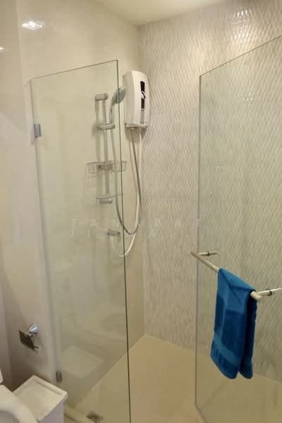 Life Sukhumvit 48, Bangkok, Soi Sukhumvit 48, Phra Kanong, Khlong Toei, Bangkok, 1 Bedroom, 30 sqm, Condo For Rent, by Tanapat Jitwatcharakomol, 500293281 - DDproperty.com