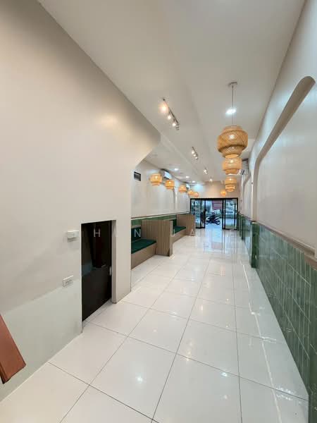 Commercial Building for Rent in a Prime Location on Sukhumvit Road (SPSJP328), Bangkok, สุขุมวิท60/2, Bang Chak, Phra Khanong, Bangkok, , 200 sqm, Shophouse For Rent, by Khun Jane, 500293390 - DDproperty.com
