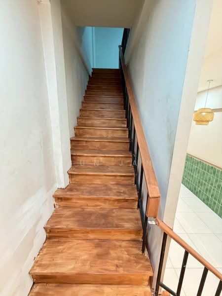 Commercial Building for Rent in a Prime Location on Sukhumvit Road (SPSJP328), Bangkok, สุขุมวิท60/2, Bang Chak, Phra Khanong, Bangkok, , 200 sqm, Shophouse For Rent, by Khun Jane, 500293390 - DDproperty.com
