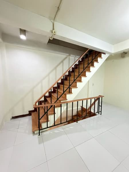 Commercial Building for Rent in a Prime Location on Sukhumvit Road (SPSJP328), Bangkok, สุขุมวิท60/2, Bang Chak, Phra Khanong, Bangkok, , 200 sqm, Shophouse For Rent, by Khun Jane, 500293390 - DDproperty.com