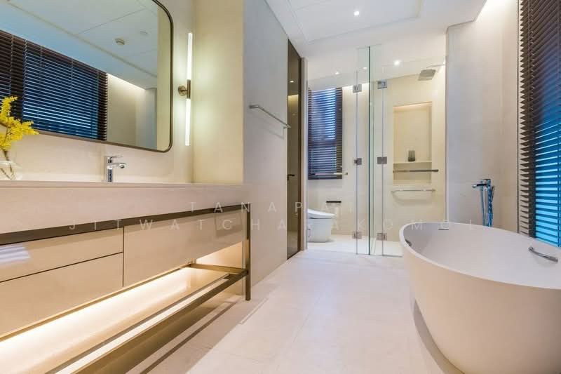 Baan Sindhorn, Bangkok, 89 Soi Langsuan, Langsuan Road, Lumphini, Pathum Wan, Bangkok, 2 Bedrooms, 126 sqm, Condo For Rent, by Tanapat Jitwatcharakomol, 500293398 - DDproperty.com