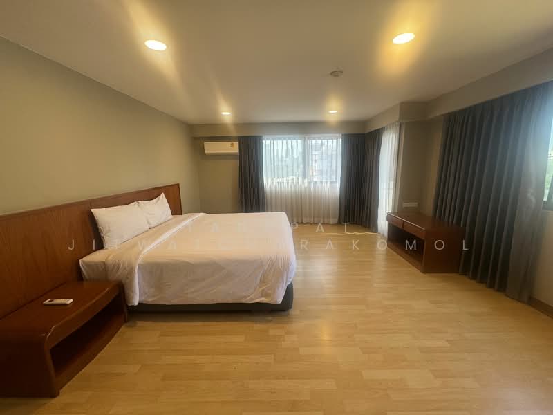 United Tower Thonglor : ยูไนเต็ด ทาวเวอร์ ทองหล่อ, กรุงเทพ, 333 ซอยทองหล่อ 17, คลองตันเหนือ, วัฒนา, กรุงเทพ, 130 ตร.ม., คอนโด ให้เช่า, โดย Tanapat Jitwatcharakomol, 500293420 - DDproperty.com