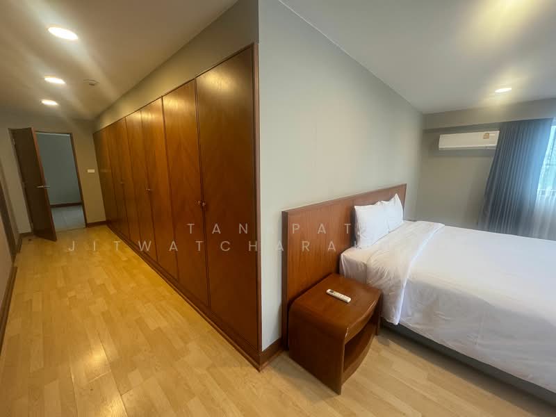 United Tower Thonglor : ยูไนเต็ด ทาวเวอร์ ทองหล่อ, กรุงเทพ, 333 ซอยทองหล่อ 17, คลองตันเหนือ, วัฒนา, กรุงเทพ, 130 ตร.ม., คอนโด ให้เช่า, โดย Tanapat Jitwatcharakomol, 500293420 - DDproperty.com