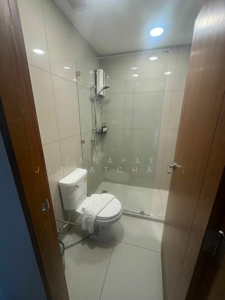 United Tower Thonglor : ยูไนเต็ด ทาวเวอร์ ทองหล่อ, กรุงเทพ, 333 ซอยทองหล่อ 17, คลองตันเหนือ, วัฒนา, กรุงเทพ, 130 ตร.ม., คอนโด ให้เช่า, โดย Tanapat Jitwatcharakomol, 500293420 - DDproperty.com