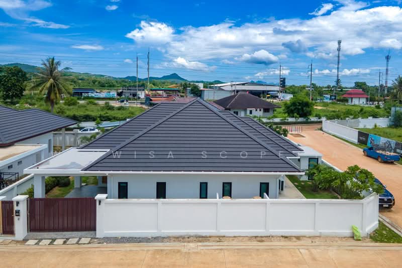 Chada Homes, Prachuap Khiri Khan, Thap Tai, Hua Hin, Prachuap Khiri Khan, 3 Bedrooms, 228 sqm, Villa For Sale, by Wanwisa Scopetta, 500293470 - DDproperty.com