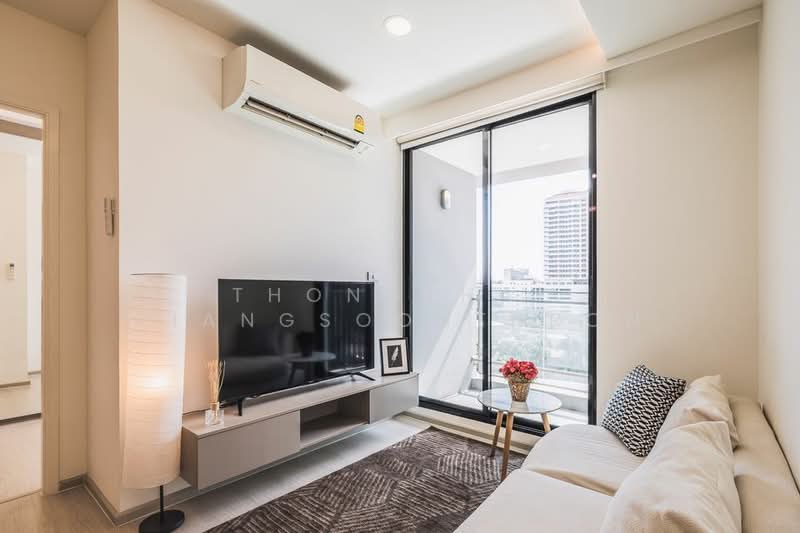 Vtara Sukhumvit 36, Bangkok, 118 Soi Saen Sabai, Phra Kanong, Khlong Toei, Bangkok, 2 Bedrooms, 57 sqm, Condo For Rent, by Thongthai Piangsoonthron, 500293506 - DDproperty.com