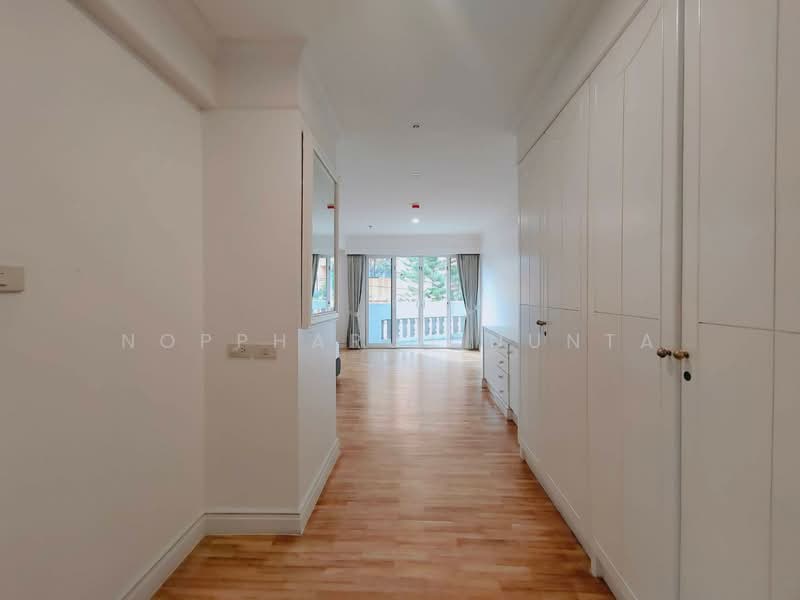 GM Tower, Bangkok, 39 Soi Sukhumvit 20, Khlong Toei, Khlong Toei, Bangkok, 4 Bedrooms, 450 sqm, Apartment For Rent, by Noppharuj Nunta, 500293518 - DDproperty.com