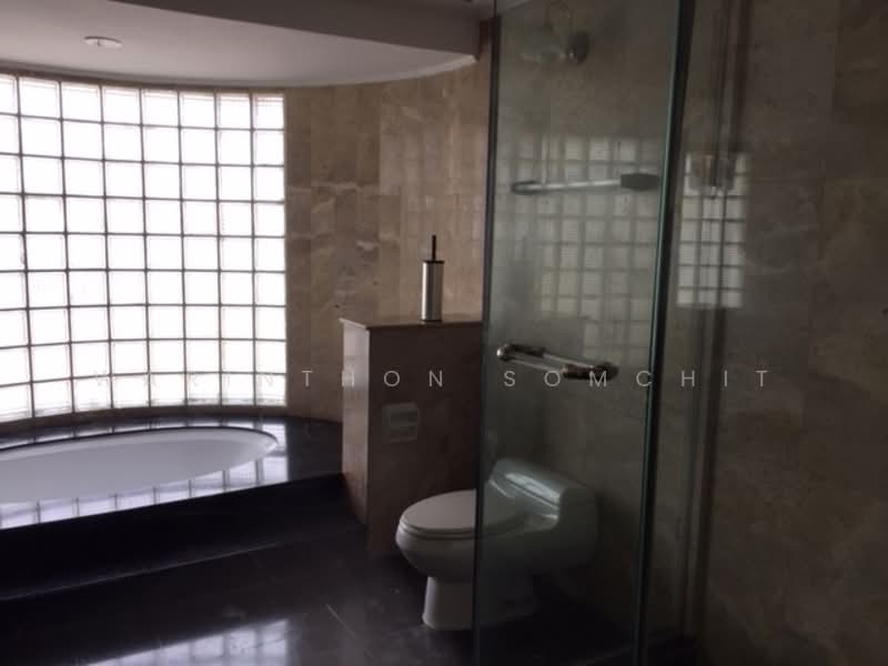 Le Raffine Sukhumvit 24, Bangkok, Soi Sukhumvit 24, Khong Tan, Khlong Toei, Bangkok, 4 Bedrooms, 375 sqm, Condo For Rent, by Warinthon Somchit, 500293586 - DDproperty.com
