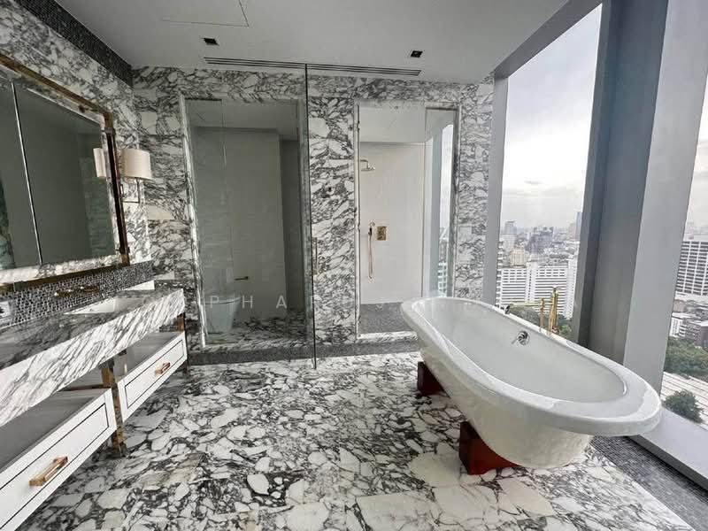 The Ritz-Carlton Residences : เดอะ ริซท์-คาร์ลตัน เรสซิเดนเซส, กรุงเทพ, 114 ถ.นราธิวาสราชนครินทร์, สีลม, บางรัก, กรุงเทพ, 211 ตร.ม., คอนโด ขาย, โดย Noppharuj Nunta, 500293622 - DDproperty.com