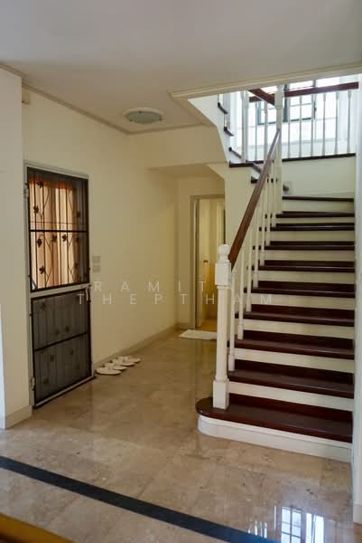 Parkway Chalet Ramkhamhaeng : พาร์คเวย์ ชาเล่ต์ รามคำแหง, กรุงเทพ, 103 ถนน รามคำแหง, มีนบุรี, มีนบุรี, กรุงเทพ, 240 ตร.ม., บ้านเดี่ยว ให้เช่า, โดย Ramita  Theptham, 500293635 - DDproperty.com