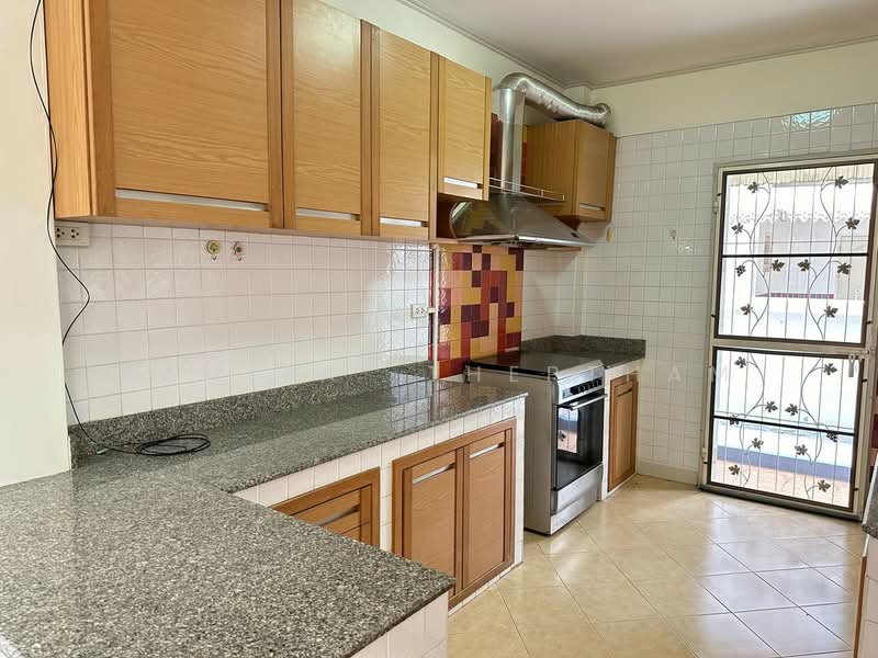 Parkway Chalet Ramkhamhaeng, Bangkok, 103 Ramkhamhaeng Road, Min Buri, Min Buri, Bangkok, 3 Bedrooms, 240 sqm, Single Detached House For Rent, by Ramita Theptham, 500293635 - DDproperty.com