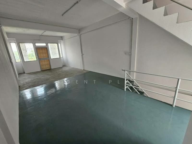 4.5 Storey Commercial Building with 4 combined units on Chalerm Phrakiat Rama IX Road (SPSP658), Bangkok, เฉลิมพระเกียรติ ร.9, Nong Bon, Prawet, Bangkok, , 1,000 sqm, Shophouse For Rent, by Agent Pla, 500293677 - DDproperty.com