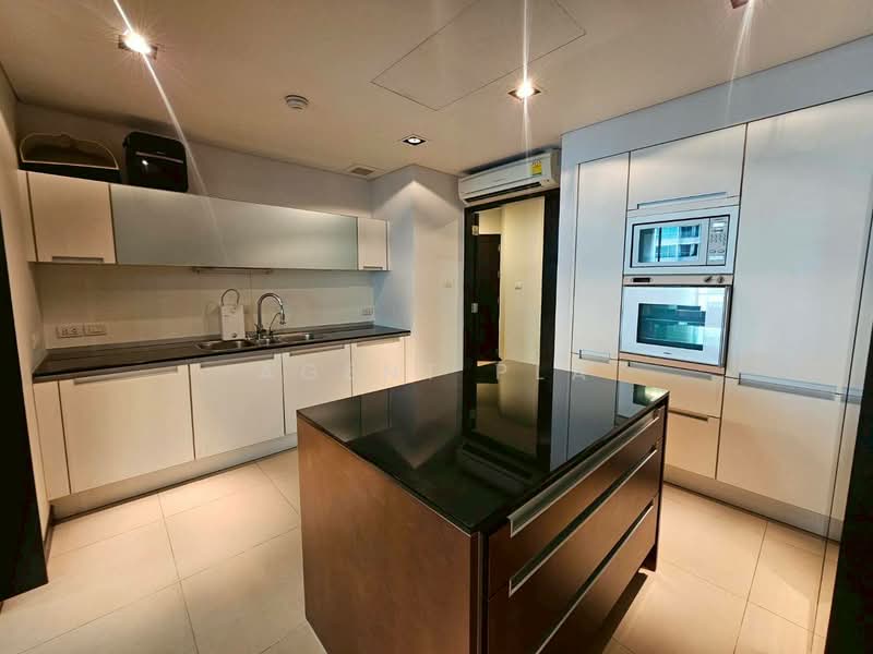 The Park Chidlom, Bangkok, 1 Petchaburi Road, Pathum Wan, Pathum Wan, Bangkok, 3 Bedrooms, 258 sqm, Condo For Rent, by Agent Pla, 500293741 - DDproperty.com