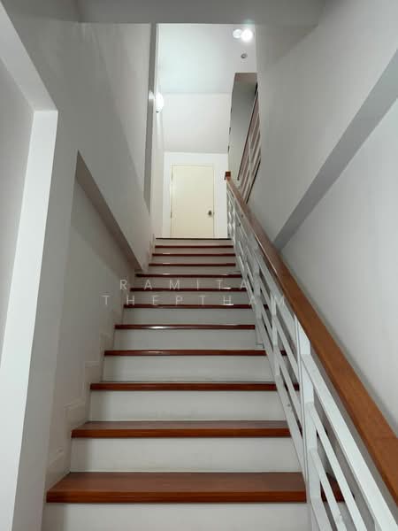 Baan Klang Muang S-Sense Onnuch-Wongwan, Bangkok, Lat Krabang Road, Lat Krabang, Lat Krabang, Bangkok, 3 Bedrooms, 180 sqm, Townhouse For Rent, by Ramita  Theptham, 500293747 - DDproperty.com