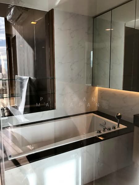 Park Origin Phrom Phong (Park 24), Bangkok, 68 Soi Sukhumvit 24, Khong Tan, Khlong Toei, Bangkok, 1 Bedroom, 60 sqm, Condo For Rent, by Piyawan Maiyapan, 500293762 - DDproperty.com