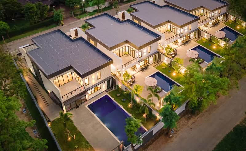 999@Ban Wang Tan Modern Pool and Luxury Pool Villas, Chiang Mai, San Phak Wan, Hang Dong, Chiang Mai, 4 Bedrooms, 256 sqm, Villa For Sale, by Wenyu Zhou, 500293787 - DDproperty.com