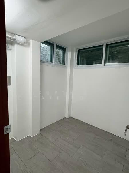 ทาวน์เฮ้าส์ อินทรามระ, Bangkok, อินทรามระ, Din Daeng, Din Daeng, Bangkok, 4 Bedrooms, 180 sqm, Townhouse For Rent, by Super B Estate Co., Ltd, 500293791 - DDproperty.com