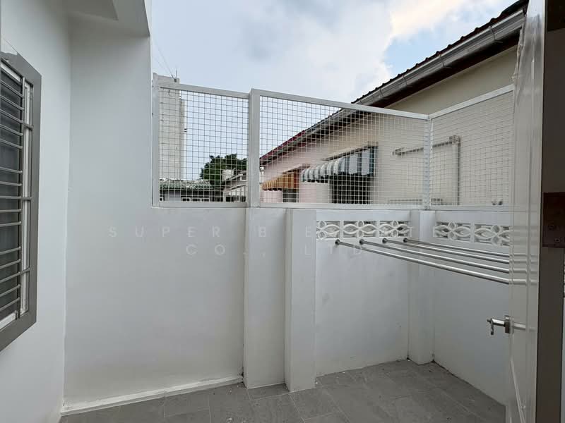ทาวน์เฮ้าส์ อินทรามระ, Bangkok, อินทรามระ, Din Daeng, Din Daeng, Bangkok, 4 Bedrooms, 180 sqm, Townhouse For Rent, by Super B Estate Co., Ltd, 500293791 - DDproperty.com