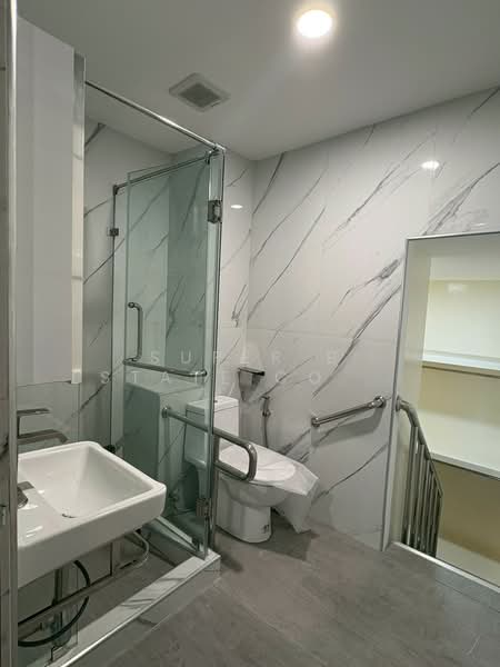 ทาวน์เฮ้าส์ อินทรามระ, Bangkok, อินทรามระ, Din Daeng, Din Daeng, Bangkok, 4 Bedrooms, 180 sqm, Townhouse For Rent, by Super B Estate Co., Ltd, 500293791 - DDproperty.com