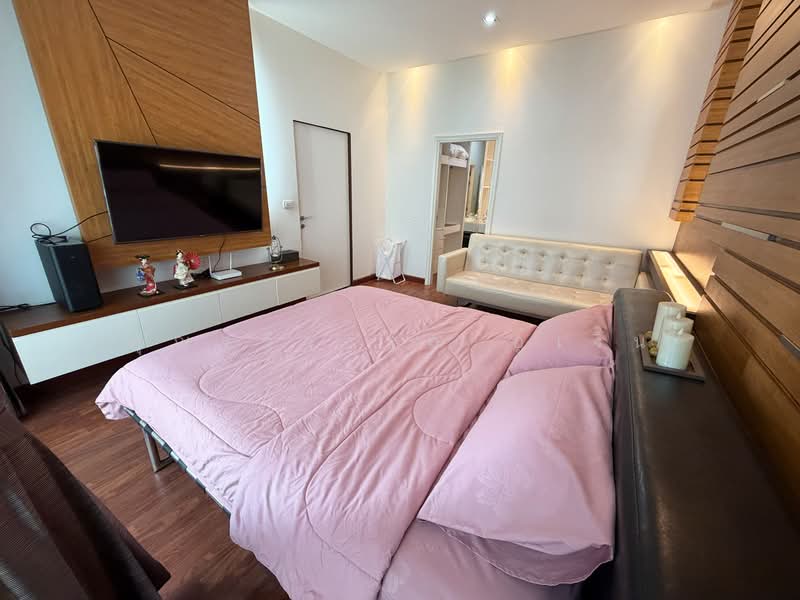 The Fourwings Residence, Bangkok, 335 Srinakarin, Hua Mak, Bang Kapi, Bangkok, 2 Bedrooms, 100 sqm, Condo For Rent, by คุณรวีวรรณ อู่เงิน, 500293838 - DDproperty.com