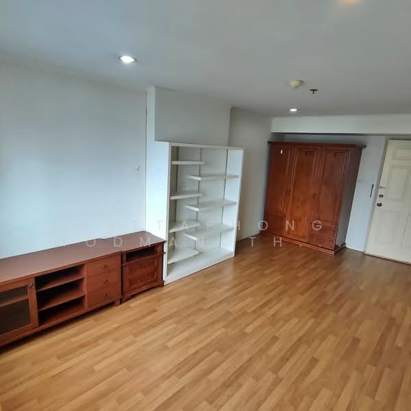 Lumpini Place Pinklao 2, Bangkok, 89 Boromarajonani Road, Arun Amarin, Bangkok Noi, Bangkok, Studio, 30 sqm, Condo For Rent, by NATTAPHONG Yodmanotham (K. Book), 500293846 - DDproperty.com