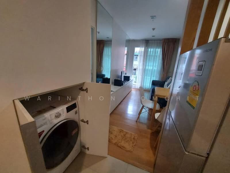 Condolette Light Convent, Bangkok, Soi Pipat 2 Silom Road, Silom, Bang Rak, Bangkok, 1 Bedroom, 37 sqm, Condo For Rent, by Warinthon Somchit, 500293850 - DDproperty.com