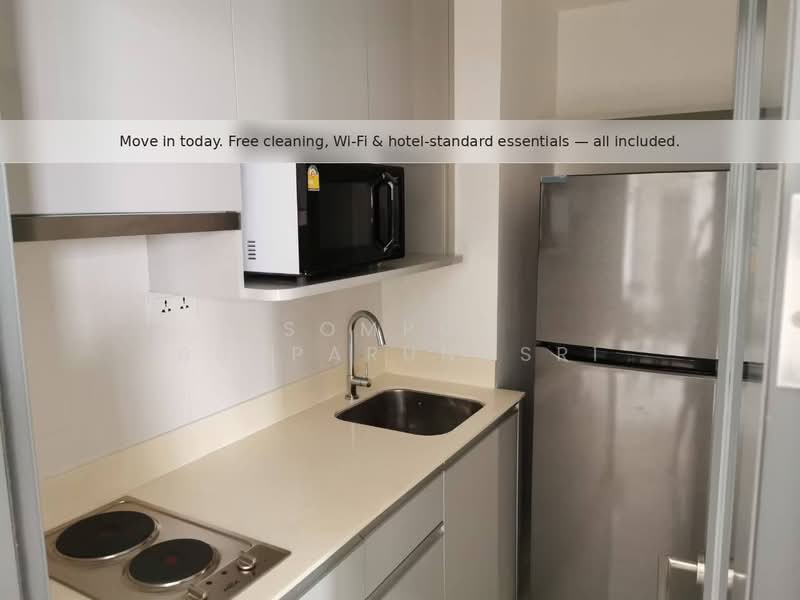IDEO MOBI Sukhumvit 81, Bangkok, 2097 Sukhumvit Road, Bang Chak, Phra Khanong, Bangkok, 2 Bedrooms, 45 sqm, Condo For Rent, by Sompob Buaparungsri, 500293920 - DDproperty.com
