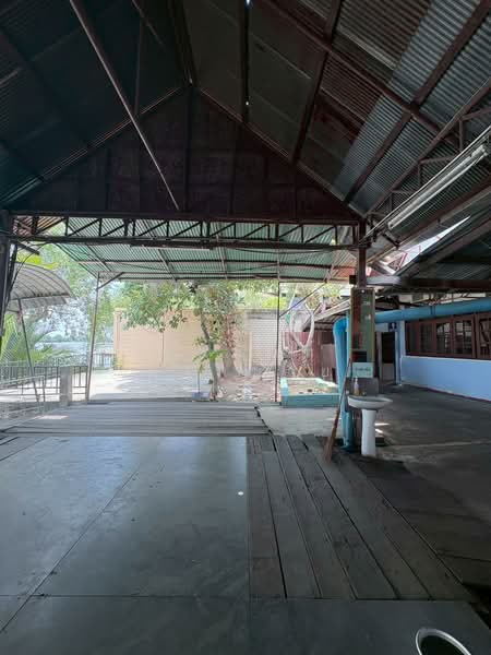 For Sale - For Sale Riverfront Land Bang Pakong River with large floating raft in Downtown Chachoengsao, Chachoengsao