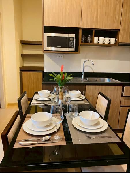 The Capital Ekamai-Thonglor, Bangkok, 2898 New Petchaburi Rd, Bang Kapi, Huai Khwang, Bangkok, 2 Bedrooms, 54 sqm, Condo For Sale, by Sannop Phongpraphan, 500293960 - DDproperty.com