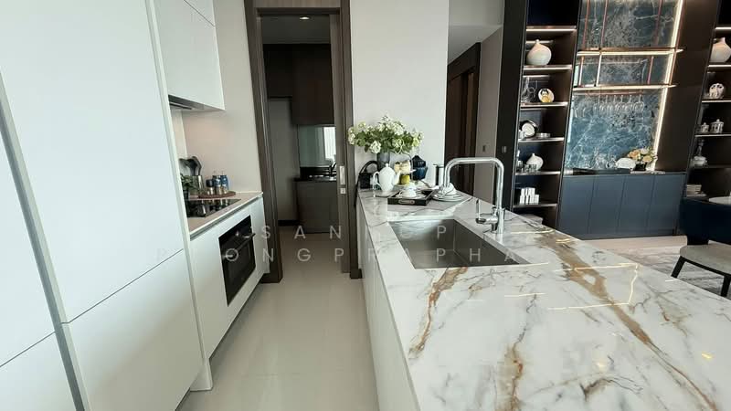 Q1 Sukhumvit, Bangkok, 1 Sukhumvit Road, Khlong Toei, Khlong Toei, Bangkok, 3 Bedrooms, 163 sqm, Condo For Sale, by Sannop Phongpraphan, 500294064 - DDproperty.com