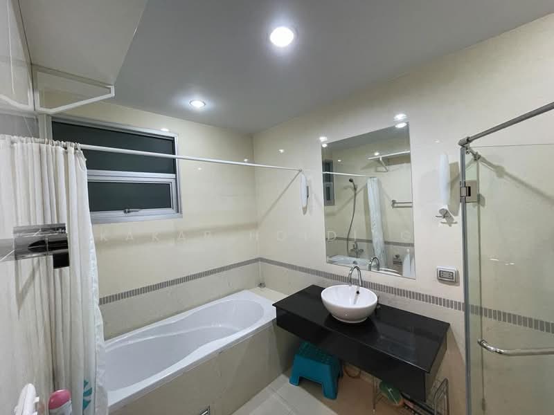 Baan Klang Krung Siam-Pathumwan : บ้านกลางกรุง สยาม-ปทุมวัน คอนโดมิเนียม, กรุงเทพ, ถนนเพชรบุรี แขวงถนนเพชรบุรี เขตราชเทวี กรุงเทพมหานคร, ถนนเพชรบุรี, ราชเทวี, กรุงเทพ, 68 ตร.ม., คอนโด ให้เช่า, โดย Kakar Holdings, 500294069 - DDproperty.com